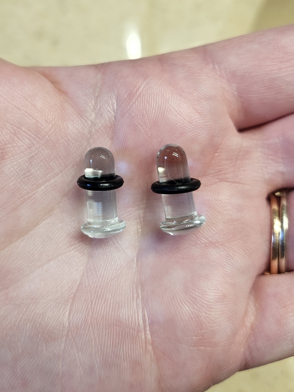 New 2G (6mm) Glass Plugs